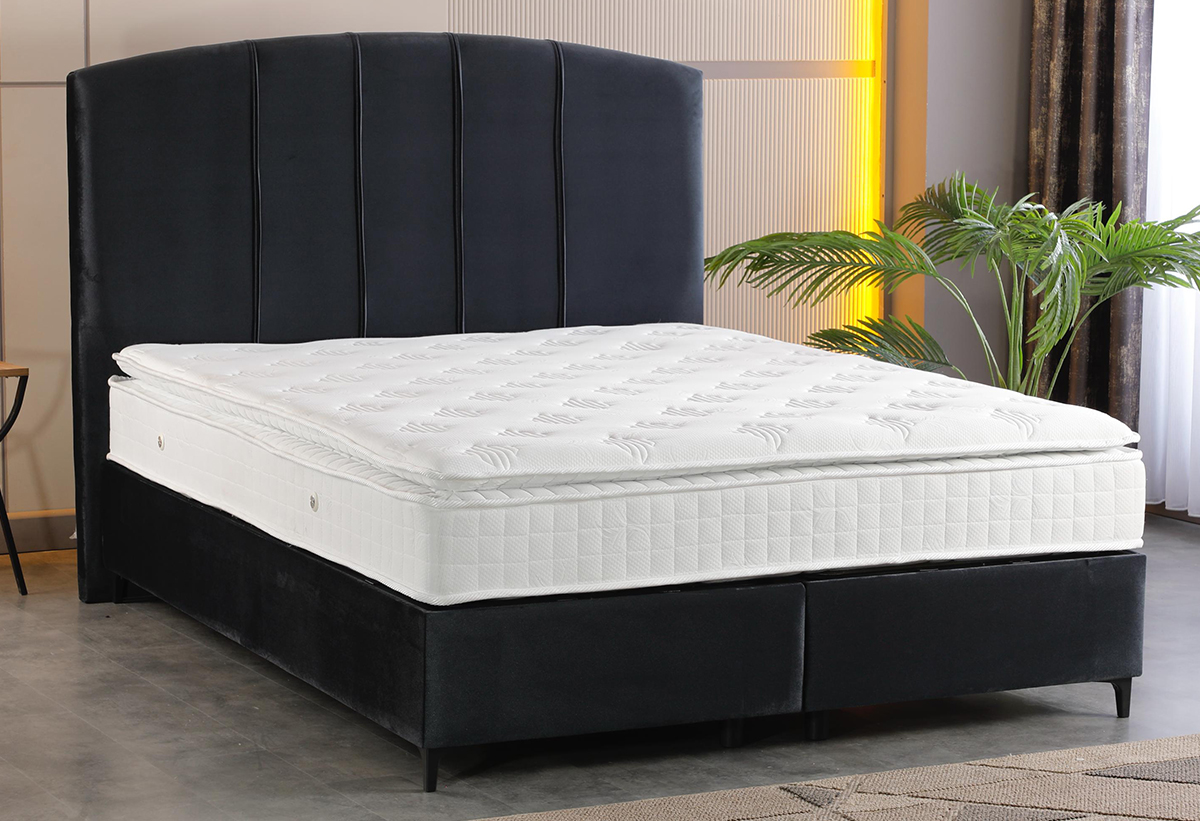 Απεικονίζεται το κρεβάτι Vaya σε ένα δωμάτιο.